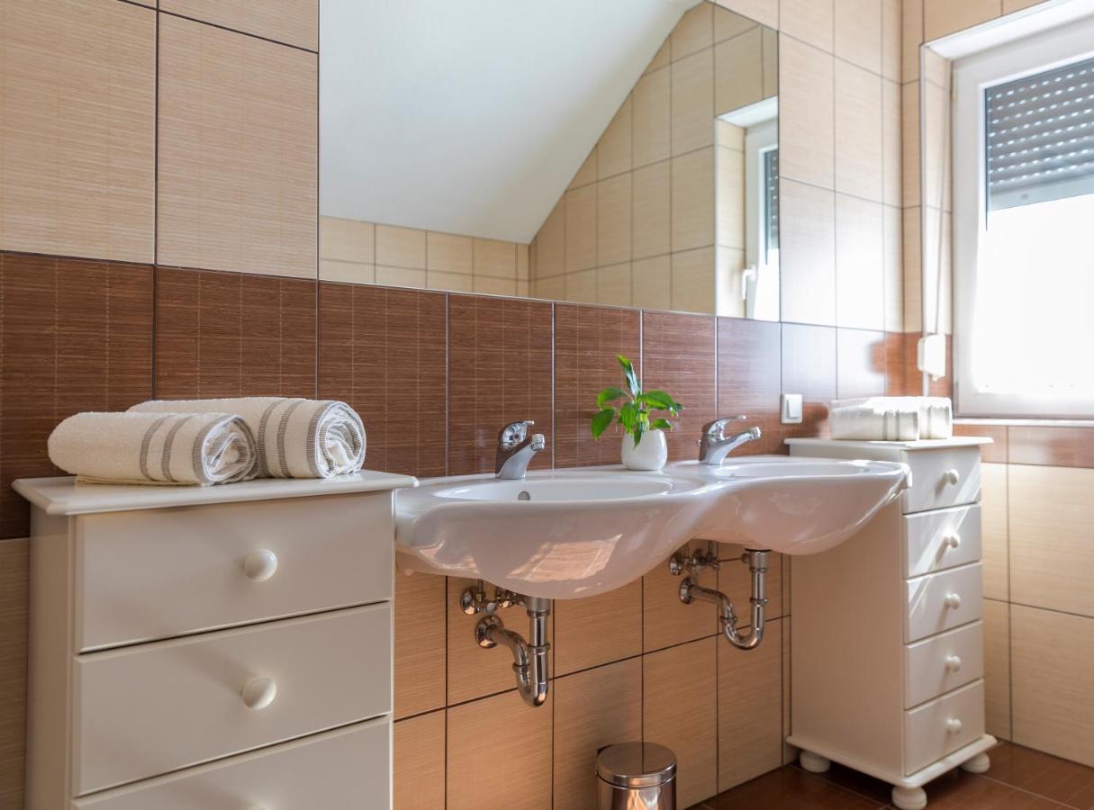 Domizil Illmitz Villa Exteriör bild